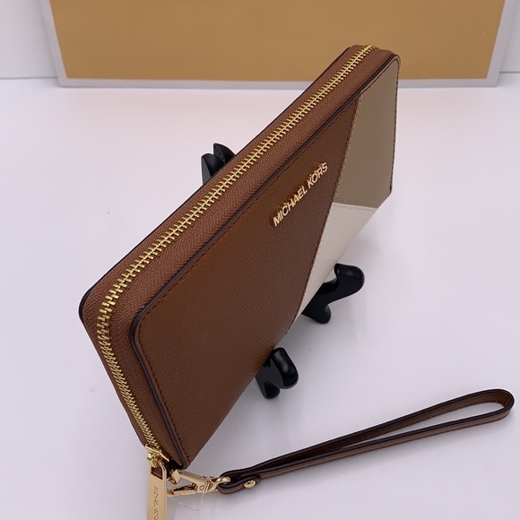 MICHAEL KORS Leather Continental Wristlet Phone Case Wallet Luggage Multi NWT - Picture 12 of 14